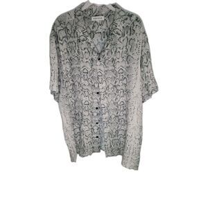Men's XL Pacsun Verg Snake Print Camp Shirt  Black & White Rayon